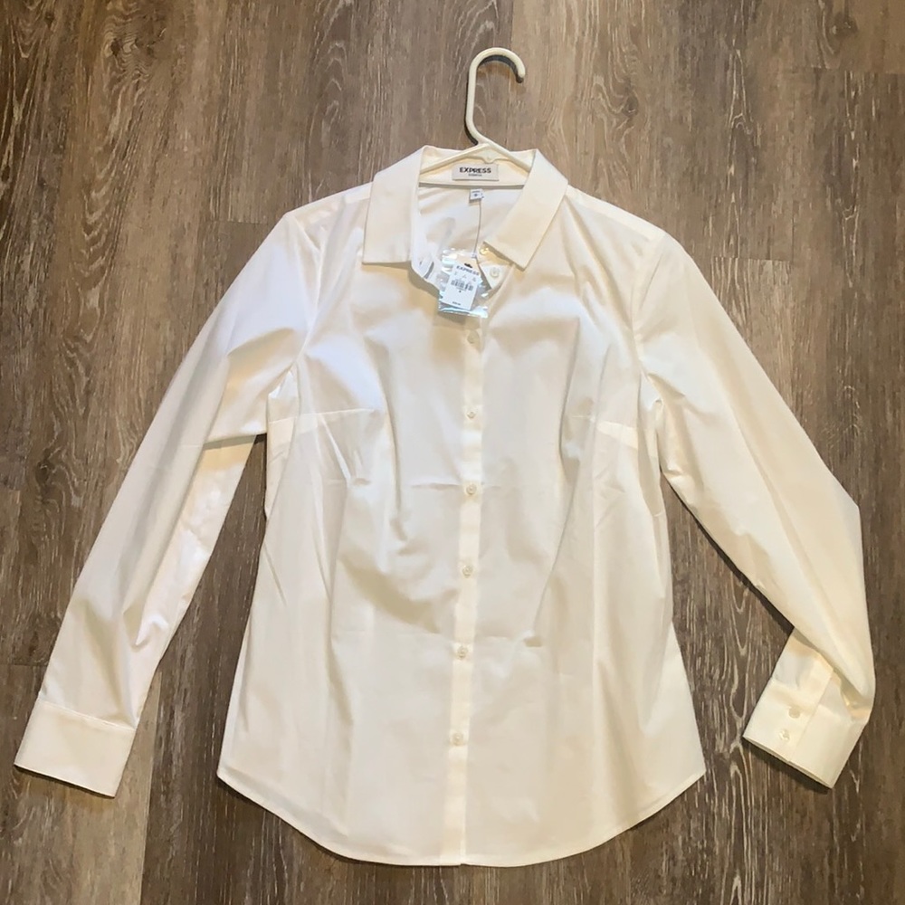Women’s dress shirt
